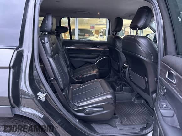 2022 Jeep Grand Cherokee Limited с VIN 1C4RJKBGXN8557341, выставлен на аукционе IAAI как лот 43587519 с пробегом 233 936 миль миль и . История ставок и продаж доступна на DreamBid. Изображение 8.