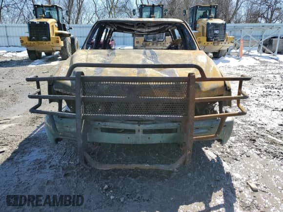 2002 Chevrolet Silverado 2500HD LS z VIN 1GCHK23G62F146890, wystawiony jako Copart lot #48225525 z przebiegiem Nie podano mil oraz Nie do naprawy • Non repairable. Historia ofert i sprzedaży dostępna na DreamBid. Obrazek 5.