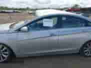 2011 Hyundai Sonata SE with VIN 5NPEC4AC7BH114905, listed as a IAAI auction lot 43384578 with 176,361 mi miles and . Bid and sale history available at DreamBid. Image 14.