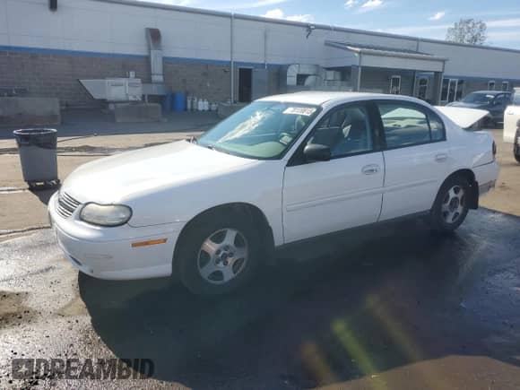 2005 Chevrolet Malibu Classic with VIN 1G1ND52F35M249958, listed as a Copart auction lot 70120815 with 156,469 mi miles and Salvage title. Bid and sale history available at DreamBid. Image 1.