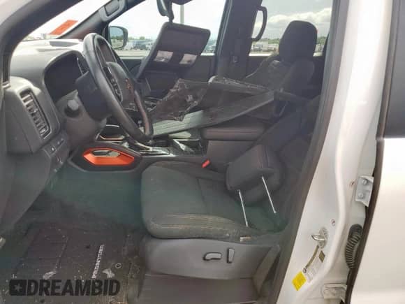 2022 Nissan Frontier Pro-X z VIN 1N6ED1EJ8NN675913, wystawiony jako Copart lot #62930635 z przebiegiem 35 858 mil mil oraz Szkoda całkowita • Salvage title. Historia ofert i sprzedaży dostępna na DreamBid. Obrazek 7.