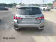 2021 Mitsubishi Outlander ES z VIN JA4ARUAU0MU022933, wystawiony jako IAAI lot #42848396 z przebiegiem 62 789 mil mil oraz . Historia ofert i sprzedaży dostępna na DreamBid. Obrazek 16.