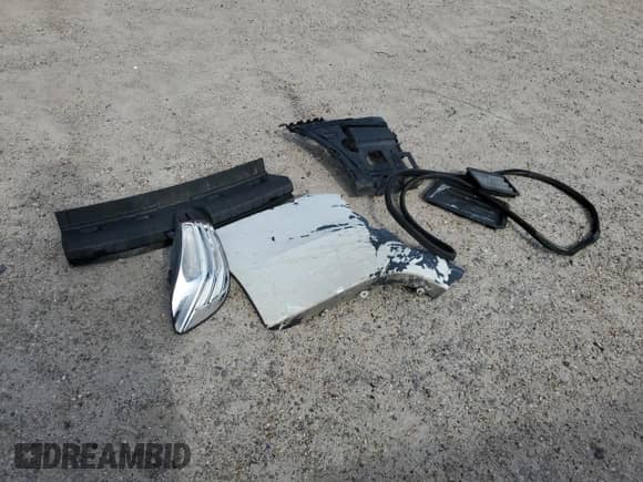 2014 BMW 4 Series 428i с VIN WBA3N3C50EF711903, выставлен на аукционе Copart как лот 66269415 с пробегом 125 908 миль миль и Списание • Salvage title. История ставок и продаж доступна на DreamBid. Изображение 12.