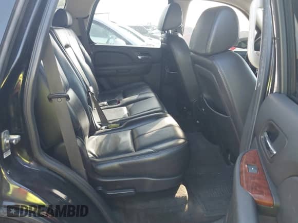 2008 Chevrolet Tahoe 1LT с VIN 1GNFC13008R239517, выставлен на аукционе IAAI как лот 42862744 с пробегом 153 593 миль миль и . История ставок и продаж доступна на DreamBid. Изображение 8.