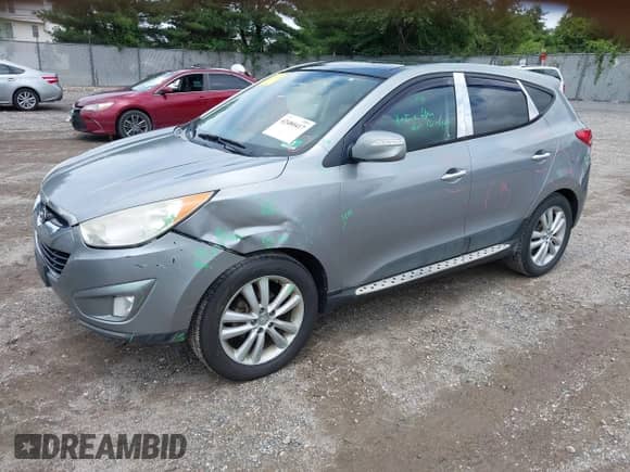 2010 Hyundai Tucson Limited с VIN KM8JU3AC1AU101900, выставлен на аукционе IAAI как лот 42480417 с пробегом 164 312 миль миль и . История ставок и продаж доступна на DreamBid. Изображение 2.