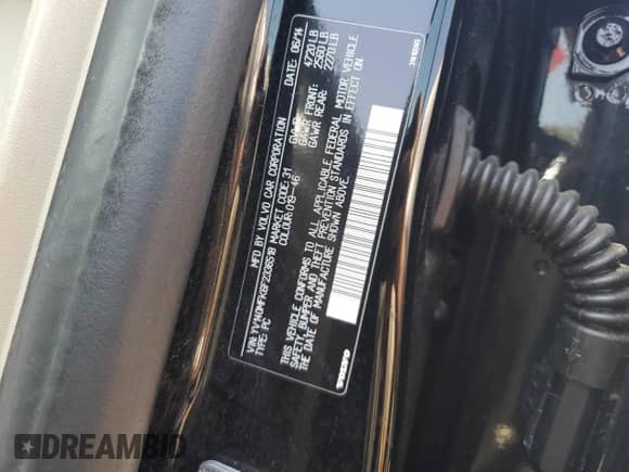 2015 Volvo S60 T5 Drive-E Premier with VIN YV140MFK6F2336518, listed as a Copart auction lot 68339405 with 142,401 mi miles and Salvage title. Bid and sale history available at DreamBid. Image 12.