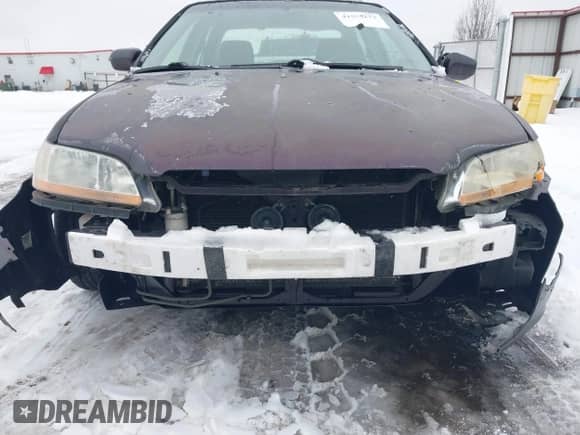 1998 Honda Accord LX z VIN 1HGCG1645WA000699, wystawiony jako IAAI lot #41598273 z przebiegiem 186 732 mil mil oraz . Historia ofert i sprzedaży dostępna na DreamBid. Obrazek 6.