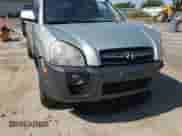 2008 Hyundai Tucson SE с VIN KM8JN72D98U769109, выставлен на аукционе Copart как лот 80903575 с пробегом 151 053 миль миль и На запчасти • Non repairable. История ставок и продаж доступна на DreamBid. Изображение 14.