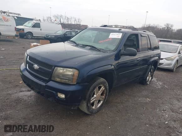 2007 Chevrolet TrailBlazer LT с VIN 1GNDS13S772166813, выставлен на аукционе IAAI как лот 41477823 с пробегом Не указан миль и . История ставок и продаж доступна на DreamBid. Изображение 2.