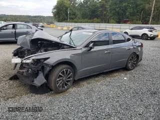 2020 Hyundai Sonata Limited с VIN 5NPEH4J22LH010932, выставлен на аукционе Copart как лот 81969925 с пробегом 78 428 миль миль и Списание • Salvage title. История ставок и продаж доступна на DreamBid. Изображение 1.