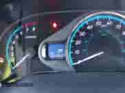 2012 Toyota Sienna XLE AAS z VIN 5TDYK3DC4CS179423, wystawiony jako IAAI lot #43422649 z przebiegiem 131 060 mil mil oraz . Historia ofert i sprzedaży dostępna na DreamBid. Obrazek 15.