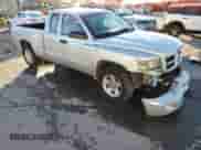 2011 Dodge Dakota с VIN 1D7RE3BP5BS619761, выставлен на аукционе Copart как лот 80319844 с пробегом 154 972 миль миль и Списание • Salvage title. История ставок и продаж доступна на DreamBid. Изображение 4.