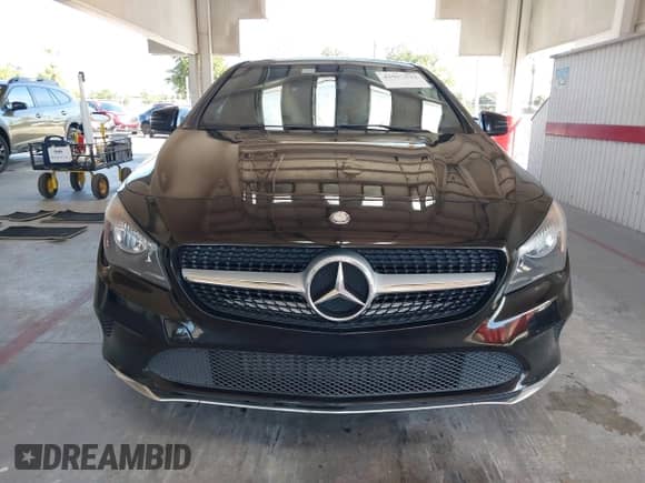 2017 Mercedes-Benz CLA 250 с VIN WDDSJ4EB3HN438300, выставлен на аукционе IAAI как лот 42957522 с пробегом 118 898 миль миль и . История ставок и продаж доступна на DreamBid. Изображение 13.