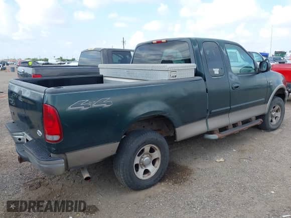 2001 Ford F-150 XL с VIN 1FTRX18L11KE45800, выставлен на аукционе IAAI как лот 43061424 с пробегом 117 597 миль миль и . История ставок и продаж доступна на DreamBid. Изображение 4.