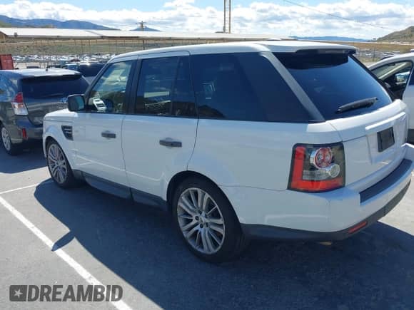 2011 Land Rover Range Rover Sport HSE Lux with VIN SALSK2D44BA269801, listed as a IAAI auction lot 41943444 with 104,927 mi miles and . Bid and sale history available at DreamBid. Image 3.