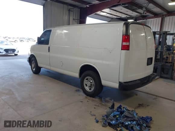 2021 Chevrolet Express Cargo with VIN 1GCWGAFP1M1168388, listed as a IAAI auction lot 43479917 with 75,043 mi miles and . Bid and sale history available at DreamBid. Image 3.