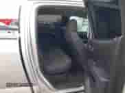 2018 Chevrolet Colorado 2WD LT с VIN 1GCGSCEN4J1306550, выставлен на аукционе IAAI как лот 43164602 с пробегом 146 943 миль миль и . История ставок и продаж доступна на DreamBid. Изображение 8.