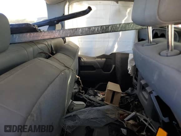 2014 Chevrolet Silverado 1500 Work Truck z VIN 1GCRCPEC2EZ193765, wystawiony jako Copart lot #77955414 z przebiegiem 187 148 mil mil oraz Szkoda całkowita • Salvage title. Historia ofert i sprzedaży dostępna na DreamBid. Obrazek 10.