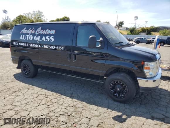 2013 Ford Econoline Cargo Commercial z VIN 1FTNE1EW8DDB19505, wystawiony jako Copart lot #60581065 z przebiegiem 300 941 mil mil oraz Czysty tytuł • Clean title. Historia ofert i sprzedaży dostępna na DreamBid. Obrazek 4.