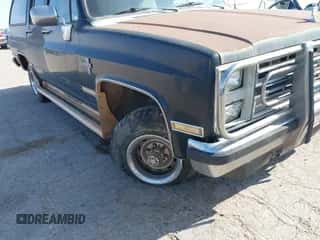 1986 Chevrolet Suburban с VIN 1G8EK16L2GF119497, выставлен на аукционе IAAI как лот 41908319 с пробегом 72 087 миль миль и . История ставок и продаж доступна на DreamBid. Изображение 6.