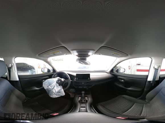 2025 Honda HR-V LX с VIN 3CZRZ1H30SM737050, выставлен на аукционе IAAI как лот 43313443 с пробегом 9 718 миль миль и . История ставок и продаж доступна на DreamBid. Изображение 18.