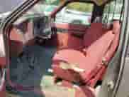 1993 GMC Sierra 1500 с VIN 1GTDC14Z2PE539076, выставлен на аукционе Copart как лот 71788105 с пробегом 128 840 миль миль и Списание • Salvage title. История ставок и продаж доступна на DreamBid. Изображение 7.