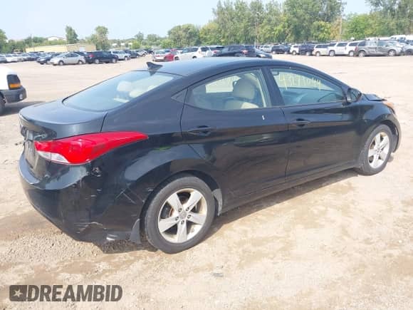 2013 Hyundai Elantra GLS с VIN KMHDH4AE2DU928415, выставлен на аукционе IAAI как лот 43173044 с пробегом 187 774 миль миль и . История ставок и продаж доступна на DreamBid. Изображение 4.