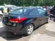 2013 Hyundai Elantra SE z VIN KMHDH6AE9DU002427, wystawiony jako IAAI lot #42864799 z przebiegiem 92 146 mil mil oraz . Historia ofert i sprzedaży dostępna na DreamBid. Obrazek 4.