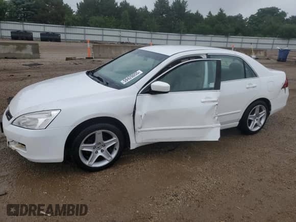 2007 Honda Accord LX SE with VIN 1HGCM55347A114882, listed as a Copart auction lot 59420055 with 189,740 mi miles and Salvage title. Bid and sale history available at DreamBid. Image 1.