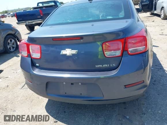 2014 Chevrolet Malibu LS с VIN 1G11B5SL3EF255970, выставлен на аукционе IAAI как лот 43184733 с пробегом 131 635 миль миль и . История ставок и продаж доступна на DreamBid. Изображение 16.