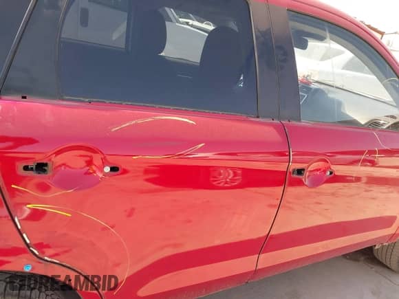 2020 Mitsubishi Outlander SE с VIN JA4AP4AU2LU005250, выставлен на аукционе IAAI как лот 42943782 с пробегом 146 357 миль миль и . История ставок и продаж доступна на DreamBid. Изображение 18.