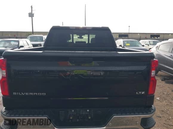 2021 Chevrolet Silverado 1500 LTZ with VIN 1GCUYGED0MZ134507, listed as a IAAI auction lot 43021521 with 79,539 mi miles and . Bid and sale history available at DreamBid. Image 16.