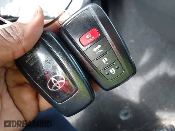 2020 Toyota Camry XSE z VIN 4T1K61AK3LU317132, wystawiony jako IAAI lot #43239395 z przebiegiem 59 174 mil mil oraz . Historia ofert i sprzedaży dostępna na DreamBid. Obrazek 11.