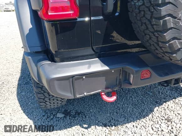 2024 Jeep Wrangler Rubicon z VIN 1C4PJXFG0RW321491, wystawiony jako IAAI lot #42461809 z przebiegiem 10 419 mil mil oraz . Historia ofert i sprzedaży dostępna na DreamBid. Obrazek 6.