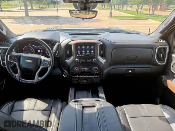 2020 Chevrolet Silverado 2500 с VIN 1GC4YRE71LF146817, выставлен на аукционе Copart как лот 57932375 с пробегом 13 170 миль миль и Списание • Salvage title. История ставок и продаж доступна на DreamBid. Изображение 9.