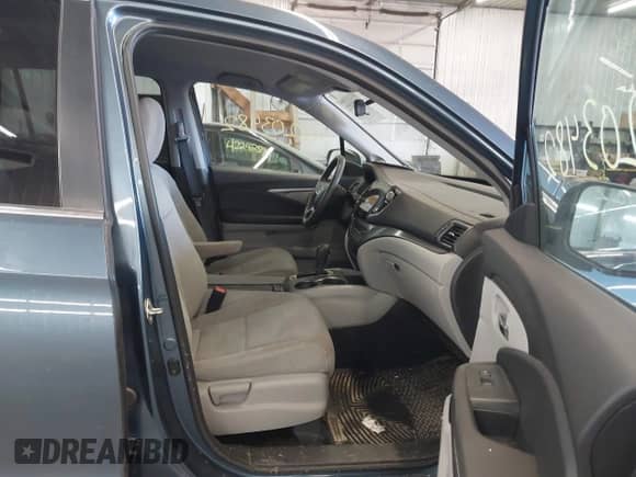 2020 Honda Pilot EX z VIN 5FNYF6H30LB038045, wystawiony jako IAAI lot #42203482 z przebiegiem Nie podano mil oraz . Historia ofert i sprzedaży dostępna na DreamBid. Obrazek 5.