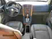 2006 Saturn VUE z VIN 5GZCZ53456S870191, wystawiony jako Copart lot #71317535 z przebiegiem 193 043 mil mil oraz Szkoda całkowita • Salvage title. Historia ofert i sprzedaży dostępna na DreamBid. Obrazek 8.