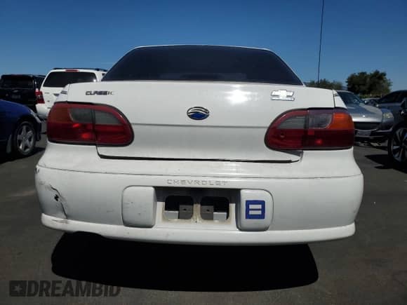 2004 Chevrolet Malibu Classic с VIN 1G1ND52FX4M642113, выставлен на аукционе Copart как лот 68974805 с пробегом 201 007 миль миль и Списание • Salvage title. История ставок и продаж доступна на DreamBid. Изображение 6.