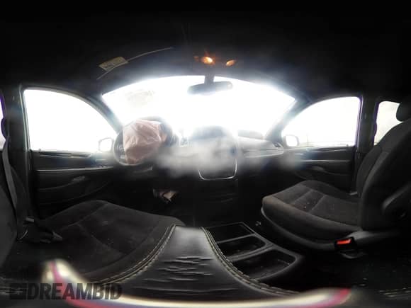 2019 Dodge Grand Caravan SE z VIN 2C4RDGBG6KR619404, wystawiony jako IAAI lot #42077551 z przebiegiem 137 172 mil mil oraz . Historia ofert i sprzedaży dostępna na DreamBid. Obrazek 18.