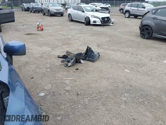 2015 Subaru Impreza Premium с VIN JF1GJAC66FH013109, выставлен на аукционе IAAI как лот 42919768 с пробегом Не указан миль и . История ставок и продаж доступна на DreamBid. Изображение 12.