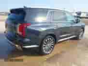 2023 Hyundai Palisade Calligraphy с VIN KM8R74GE7PU556350, выставлен на аукционе IAAI как лот 43128837 с пробегом 67 907 миль миль и . История ставок и продаж доступна на DreamBid. Изображение 4.