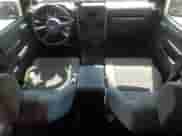 2007 Jeep Wrangler Unlimited Sahara z VIN 1J4GA59127L152918, wystawiony jako Copart lot #85123165 z przebiegiem 180 573 mil mil oraz Szkoda całkowita • Salvage title. Historia ofert i sprzedaży dostępna na DreamBid. Obrazek 8.