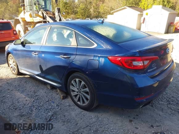 2016 Hyundai Sonata Limited с VIN 5NPE34AFXGH430137, выставлен на аукционе IAAI как лот 43443667 с пробегом 176 061 миль миль и . История ставок и продаж доступна на DreamBid. Изображение 3.