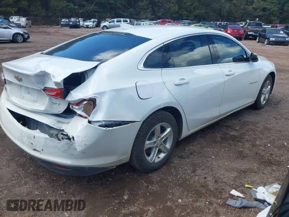 2022 Chevrolet Malibu LT z VIN 1G1ZD5ST3NF140637, wystawiony jako IAAI lot #43287596 z przebiegiem 73 402 mil mil oraz . Historia ofert i sprzedaży dostępna na DreamBid. Obrazek 4.