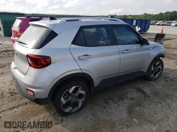 2022 Hyundai Venue SEL с VIN KMHRC8A32NU152282, выставлен на аукционе Copart как лот 63844494 с пробегом 71 984 миль миль и Списание • Salvage title. История ставок и продаж доступна на DreamBid. Изображение 3.