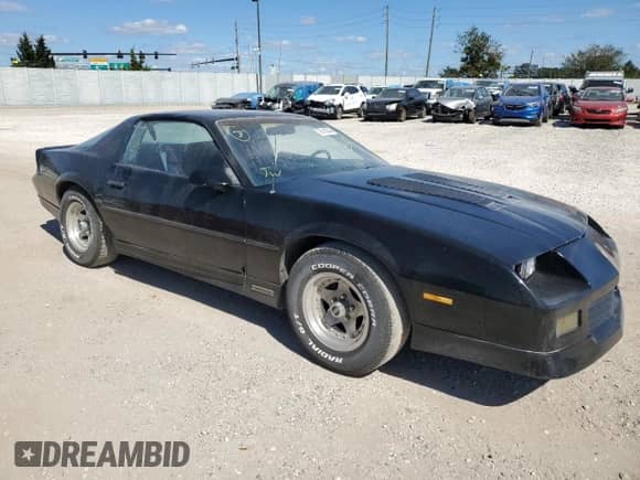 1986 Chevrolet Camaro Z28 Sport с VIN 1G1FP87H9GL103645, выставлен на аукционе Copart как лот 76118244 с пробегом 101 528 миль миль и На запчасти • Non repairable. История ставок и продаж доступна на DreamBid. Изображение 4.