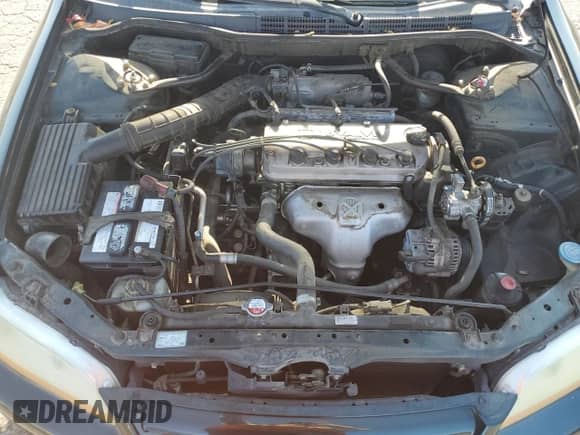 2001 Honda Accord VP с VIN 1HGCF86661A147507, выставлен на аукционе Copart как лот 71039245 с пробегом 109 809 миль миль и Списание • Salvage title. История ставок и продаж доступна на DreamBid. Изображение 11.