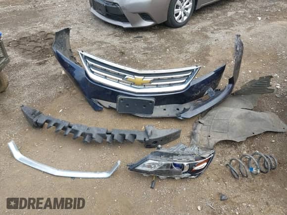 2017 Chevrolet Impala LT with VIN 1G1105S39HU195845, listed as a IAAI auction lot 43157829 with 176,712 mi miles and . Bid and sale history available at DreamBid. Image 12.