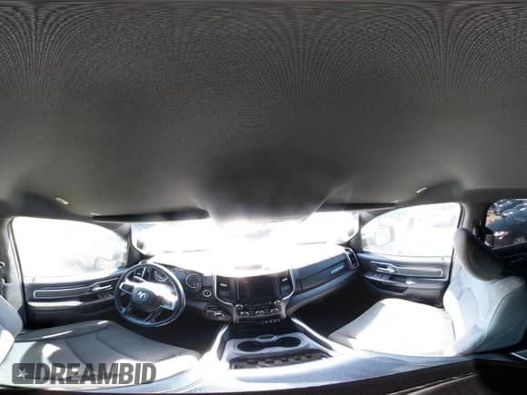 2019 Ram 1500 Big Horn z VIN 1C6SRFFTXKN668534, wystawiony jako IAAI lot #43486897 z przebiegiem 102 972 mil mil oraz . Historia ofert i sprzedaży dostępna na DreamBid. Obrazek 18.