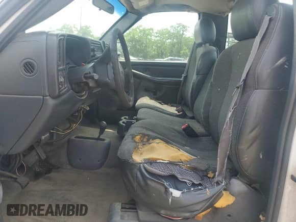 2002 Chevrolet Silverado 2500HD LS with VIN 1GCHK24U32E109869, listed as a Copart auction lot 59186915 with Not provided miles and Clean title. Bid and sale history available at DreamBid. Image 7.